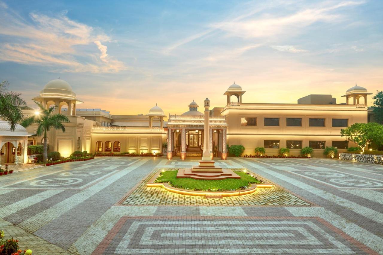 Heritage Village Resort & Spa Manesar-คูร์เคาน์ ภายนอก รูปภาพ