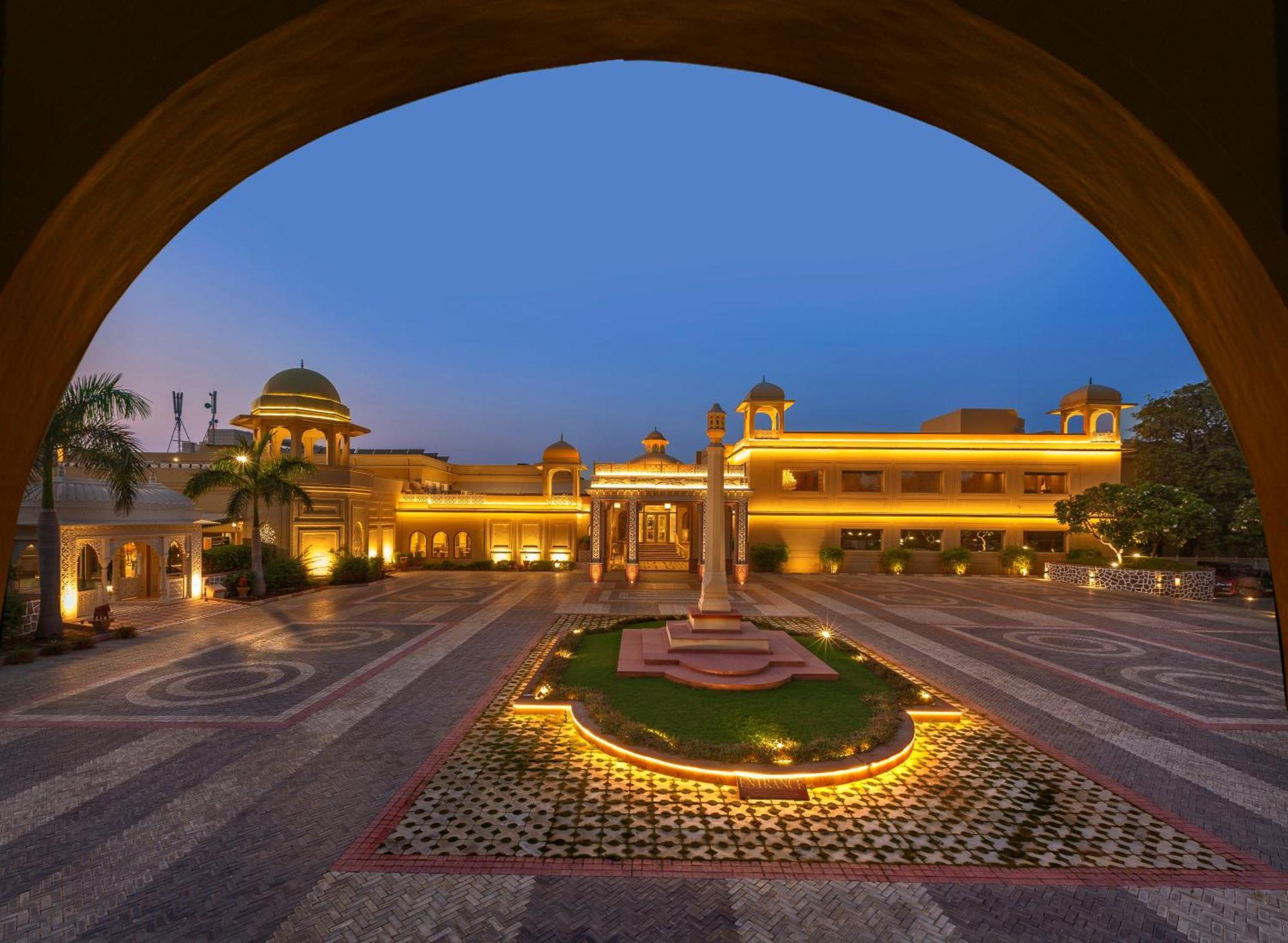 Heritage Village Resort & Spa Manesar-คูร์เคาน์ ภายนอก รูปภาพ