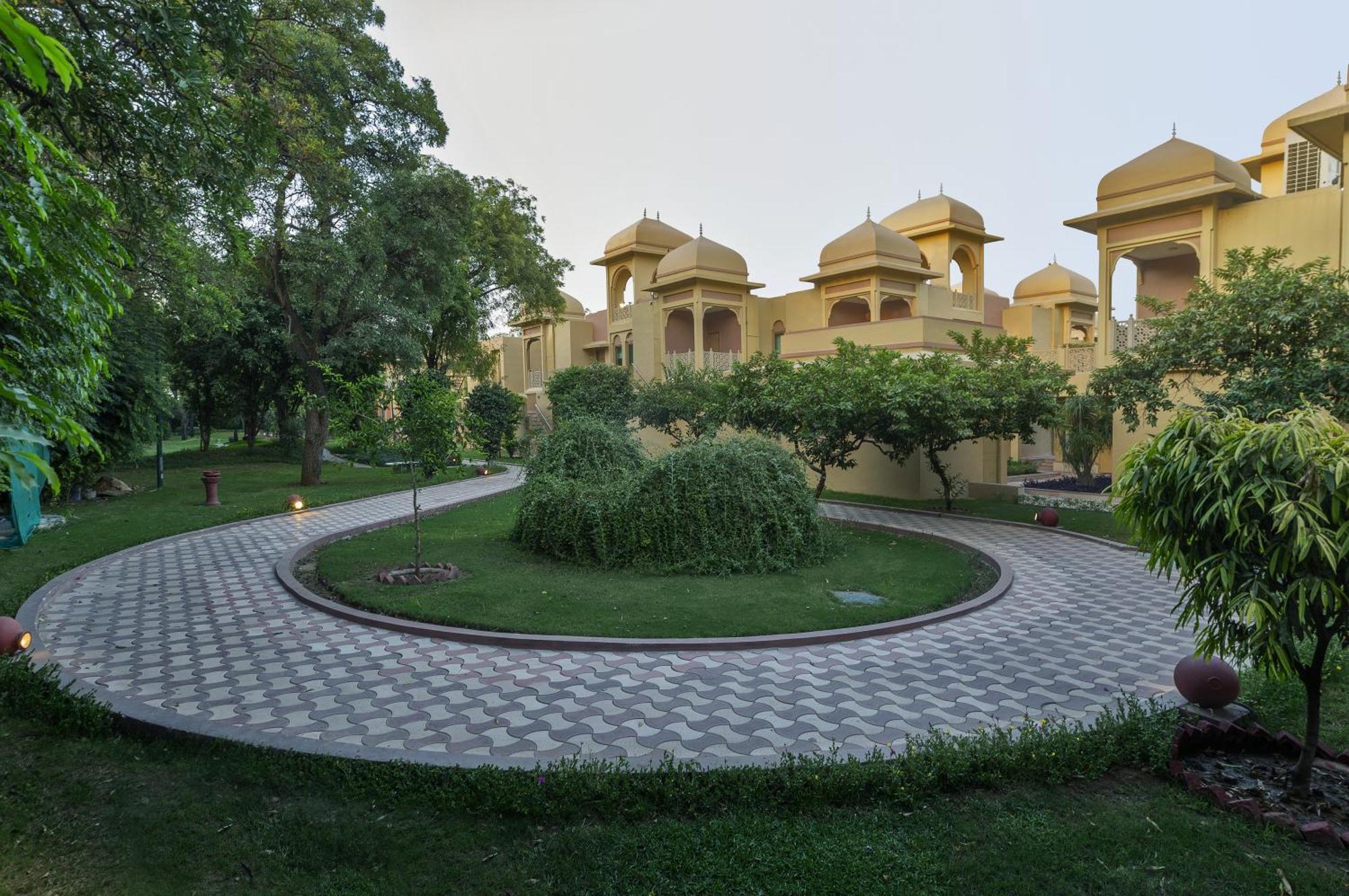 Heritage Village Resort & Spa Manesar-คูร์เคาน์ ภายนอก รูปภาพ