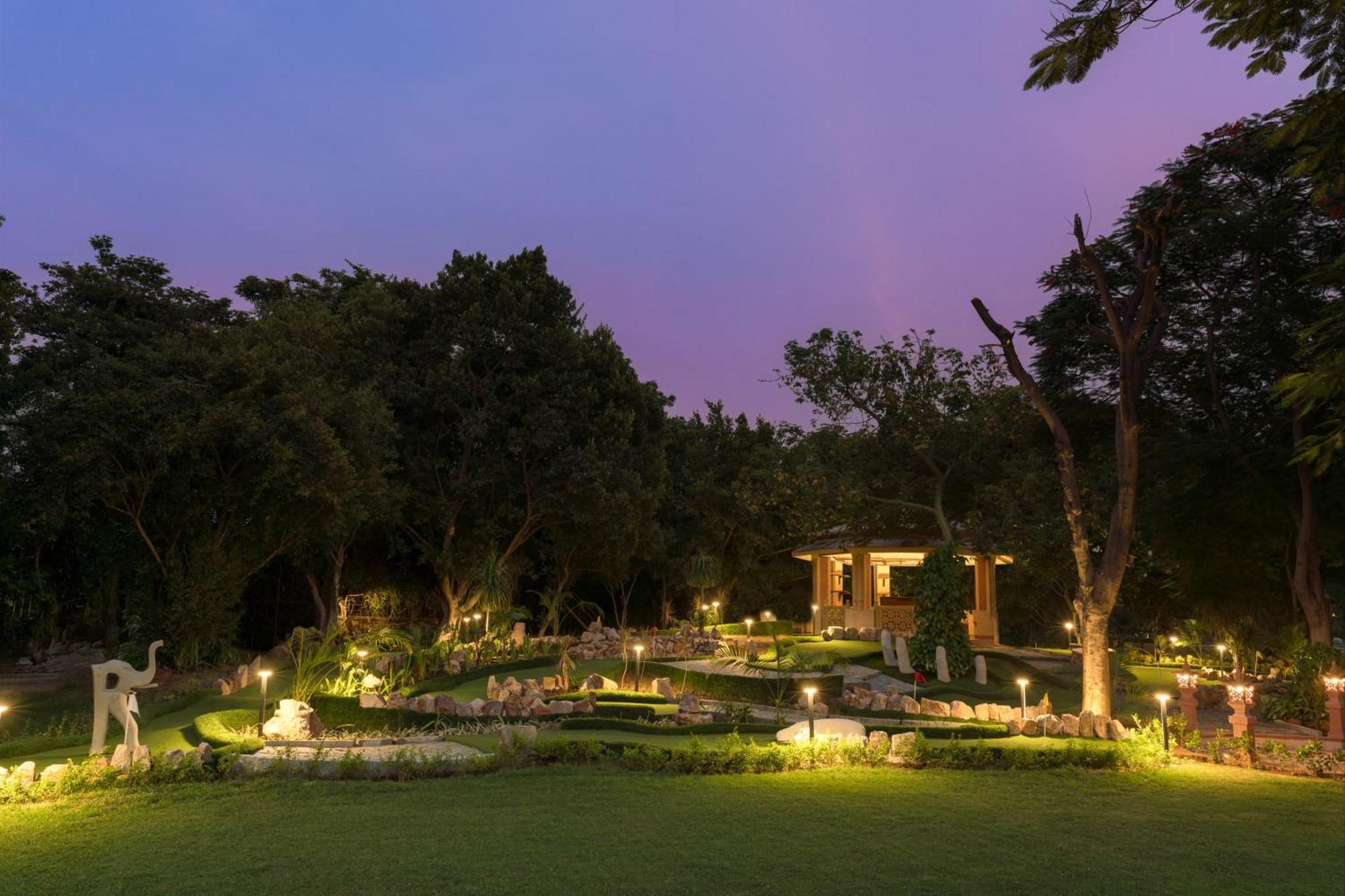 Heritage Village Resort & Spa Manesar-คูร์เคาน์ ภายนอก รูปภาพ